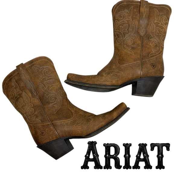 Ariat Shoes - Ariat Round Up Rylan Boot Brown Leather Style #10025154
Women’s Size 9